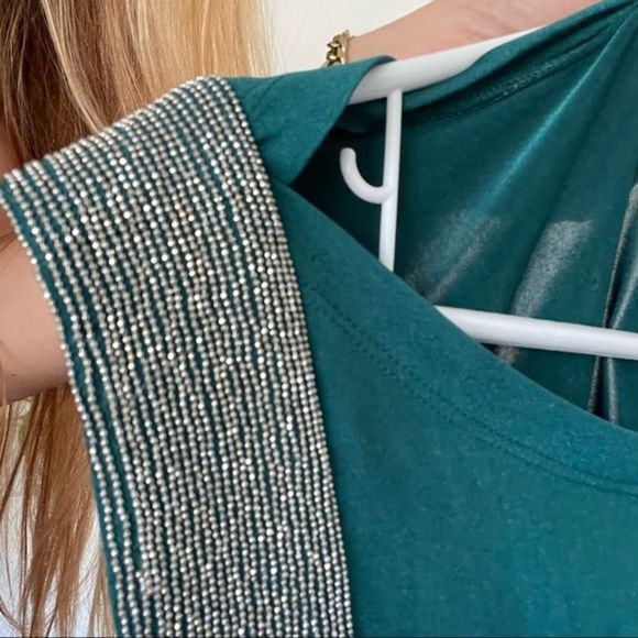 Robbi & Nikki 💚 One Sleeve Blouse Silver Beaded Lined - Picture 7 of 12